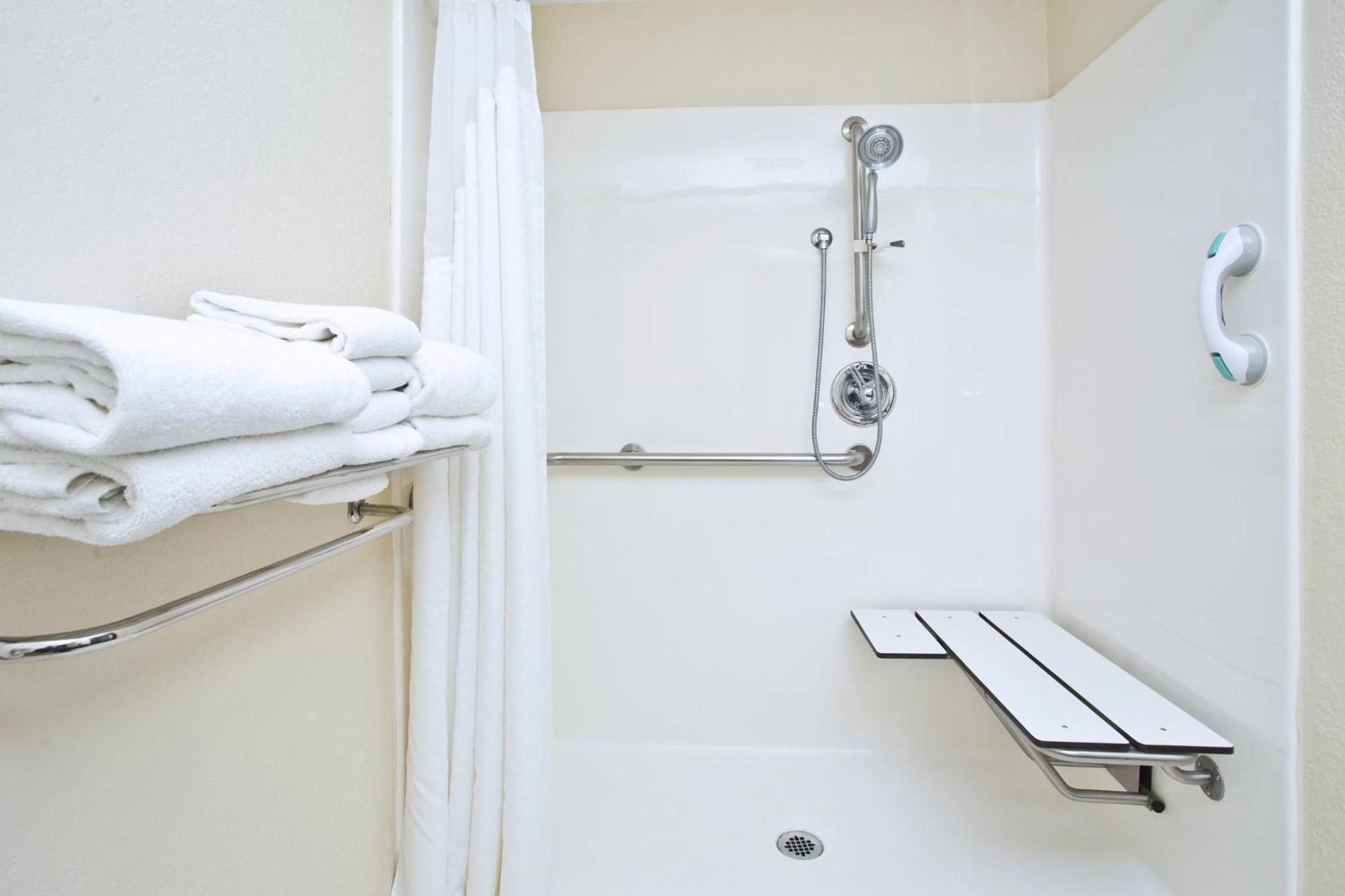 King Room Mobility Access or Roll Shower Non-Smoking