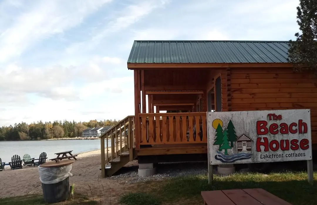 Beach House Lakeside Cottages-1
