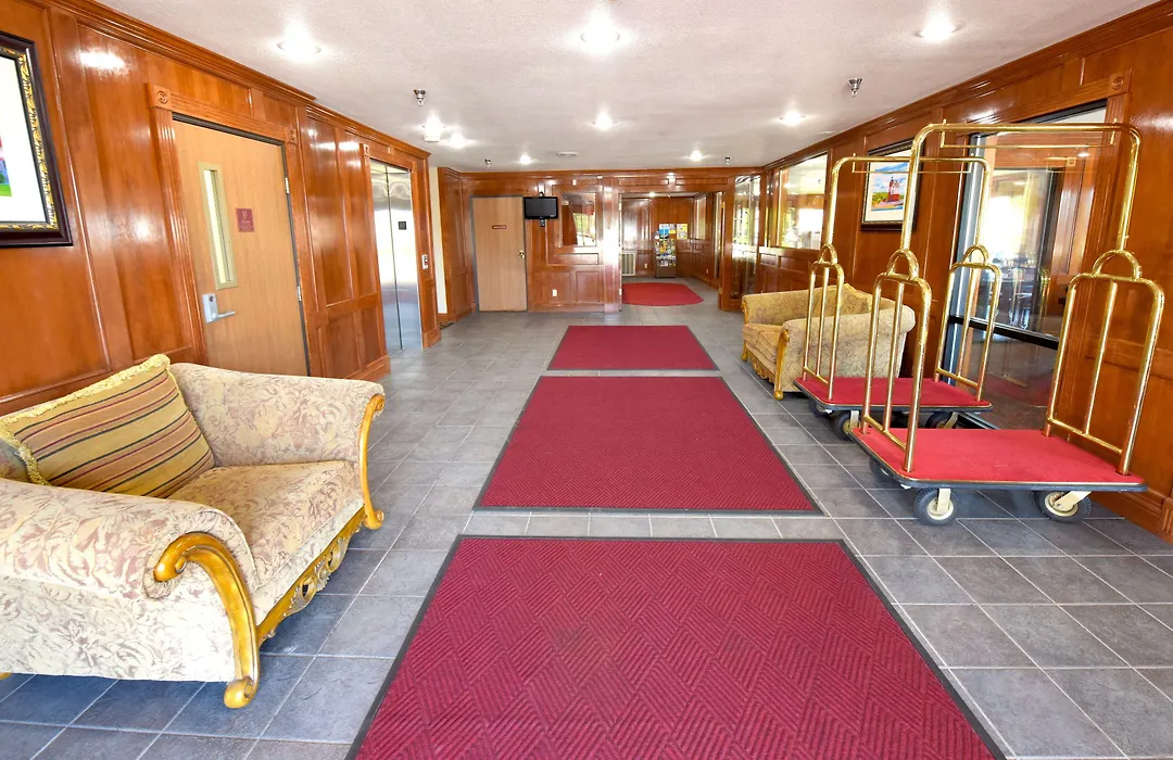 Bayside Hotel Of Mackinac-1