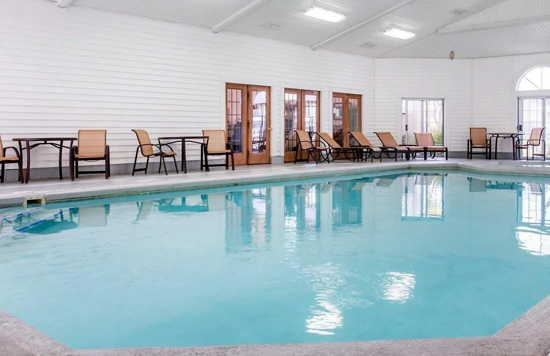 Comfort Inn Lakeside-1