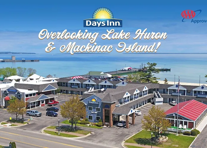 Days Inn By Wyndham Mackinaw City - Lakeview
