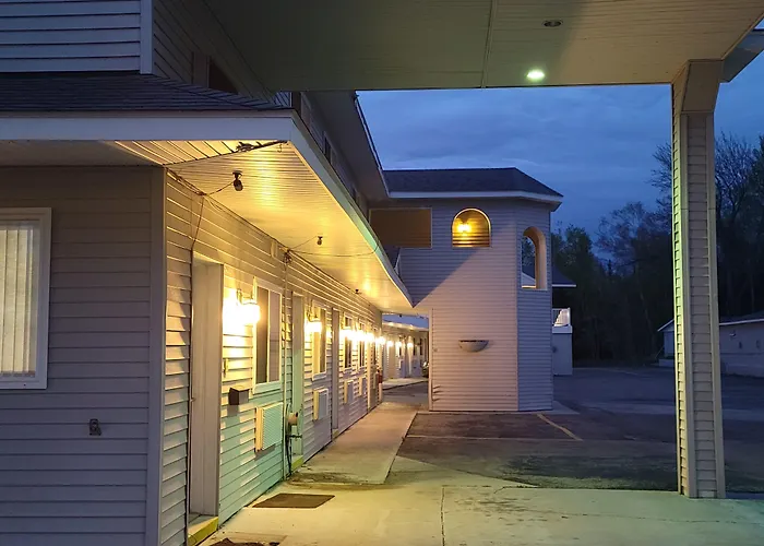 Mackinaw Budget Inn Mackinaw City