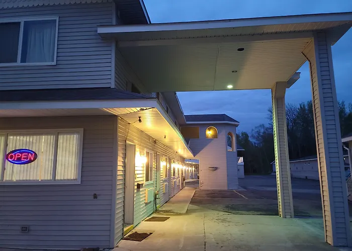 Mackinaw Budget Inn Mackinaw City