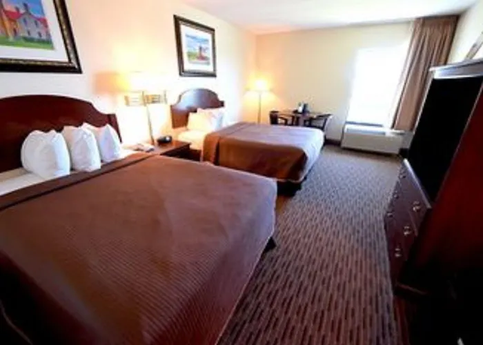 Capri Motel Mackinaw City